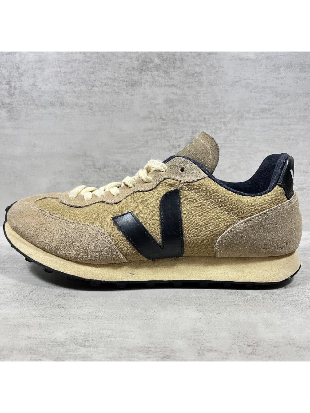 Veja Rio Branco Ripstop Sneakers - Women's Size 9.5 - Tan